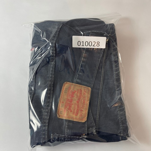 Levis 569 Jeans Mens 36x32 Blue Loose Straight Dark Wash Denim Baggy Y2K Skate - Picture 11 of 11